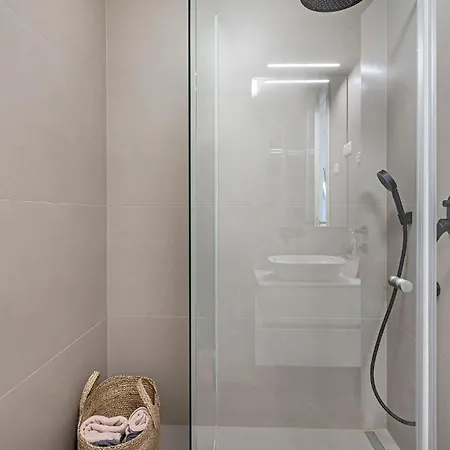 Stunning In Apartman *