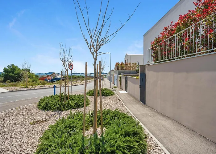 Stunning In Brodarica (Sibenik-Knin)